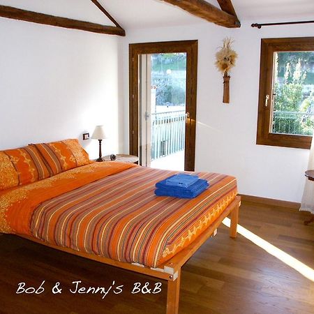 Bob And Jenny'S B&B Vicenza Værelse billede